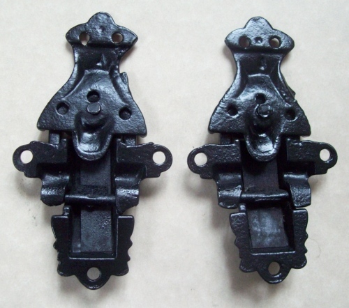 M100 - Iron Trunk Latches #2 - SOLD 07/2022