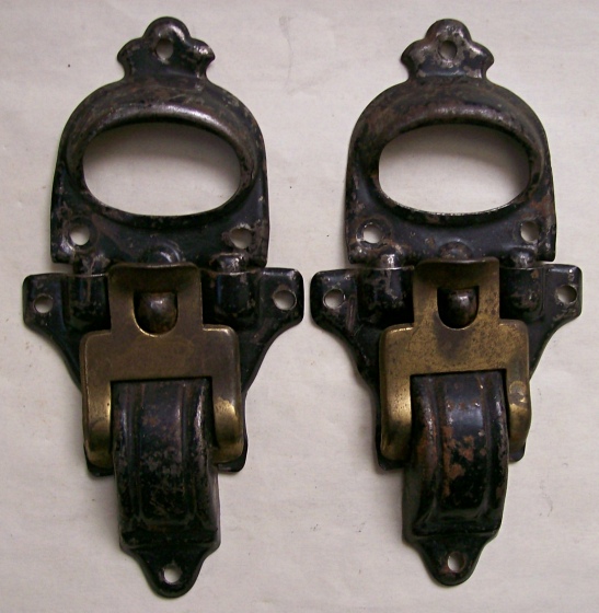 M102 - Antique Trunk Latches - SOLD 02/2024