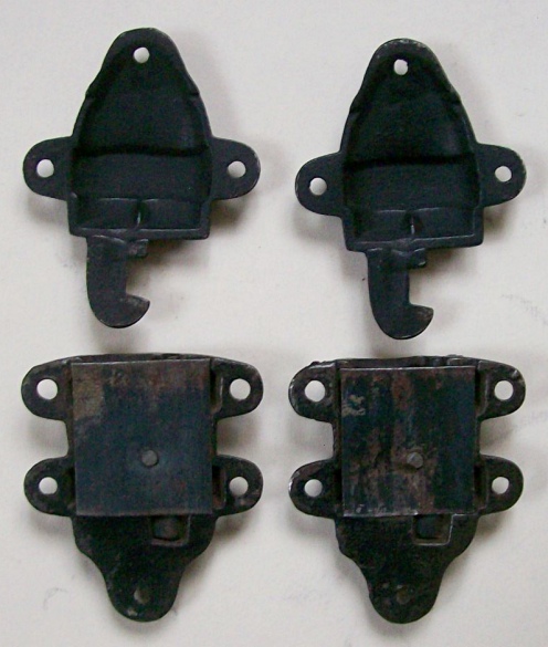 M120 - 1873 Iron Trunk Latches - SOLD 09/2023 - Click Image to Close