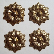 M125 - Brass Trunk Rosettes (4) - Click Image to Close
