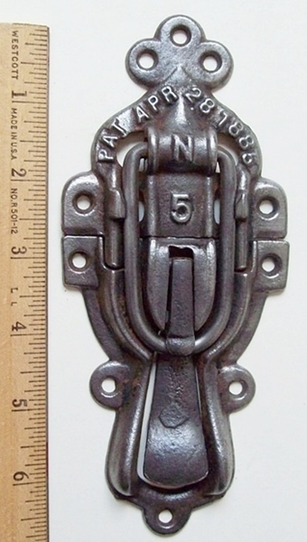 M128 - Rare Large Trunk Latch 1885 - Click Image to Close