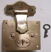 L100 - Antique Brass Walsh Trunk Lock 1870