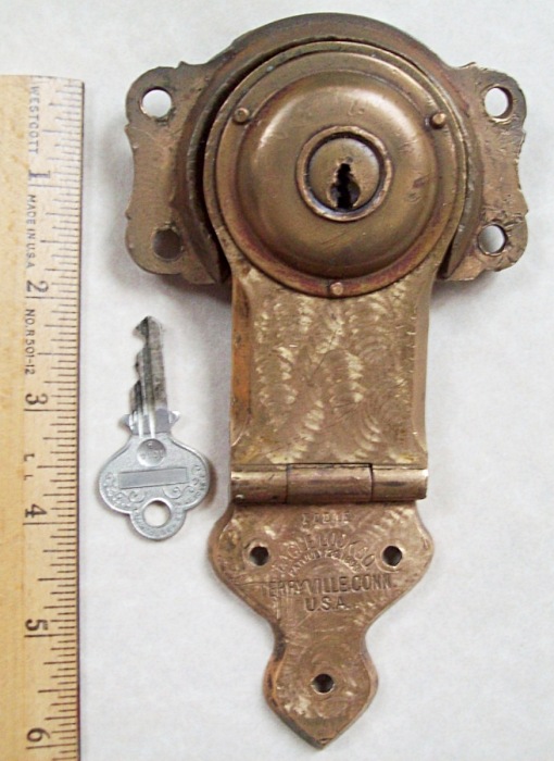 L101 - Antique Brass 1898 Eagle Lock & Key - SOLD 07/2023