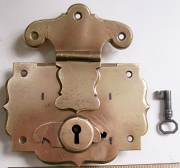 L102 - Brass Antique Trunk Lock