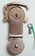 L109 - Brass Corbin Trunk Lock & Key - Click Image to Close