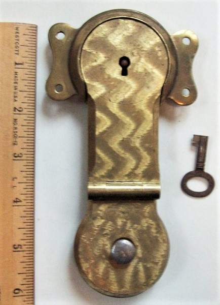 L114 - Brass Eagle Trunk Lock & Key - SOLD 05/2023