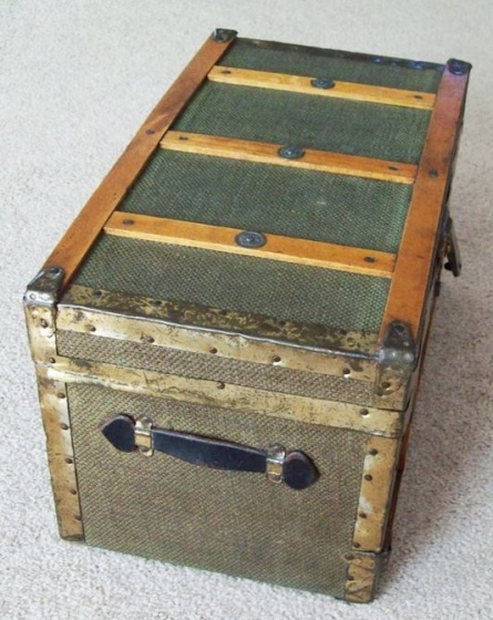 T116 - Antique Canvas Covered Doll Trunk - Click Image to Close