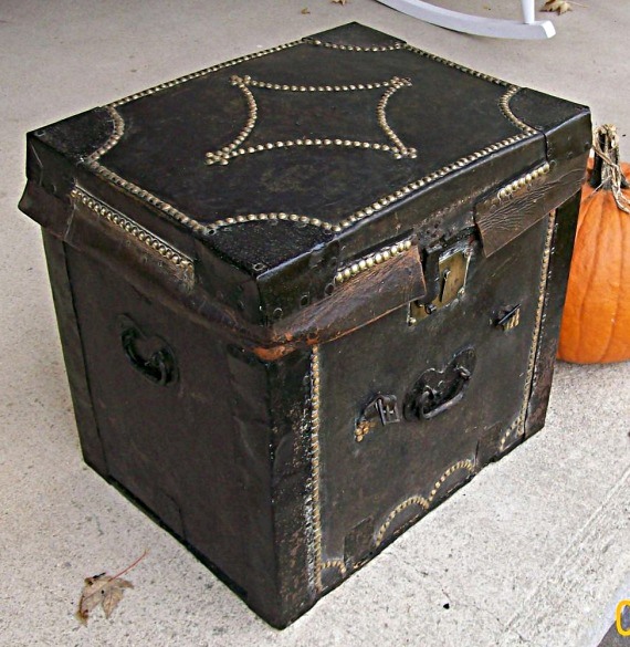 T100 - 1850's Scottish Hand Trunk - SOLD 06/2023