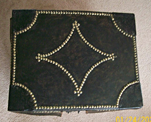 T100 - 1850's Scottish Hand Trunk - SOLD 06/2023