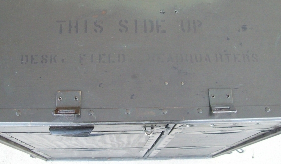 T102 - Vintage Army Field Desk Trunk - Click Image to Close