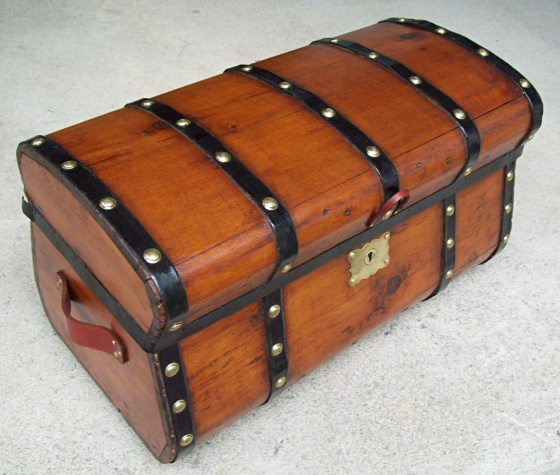 T103 - Jenny Lind Stagecoach Trunk 1860's - SOLD 06/2023