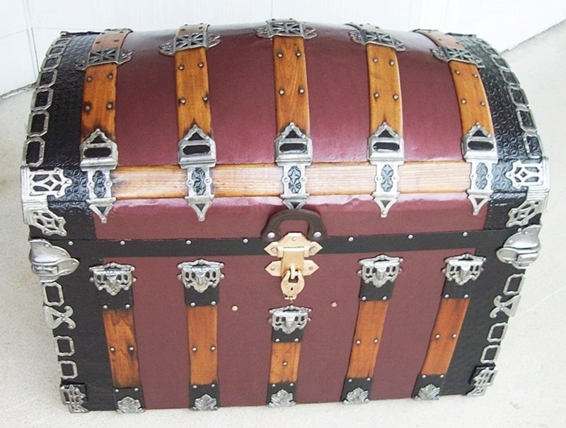 T104 - Ornate Romadka Trunk, 1880's & Key! - SOLD 04/2018 - Click Image to Close