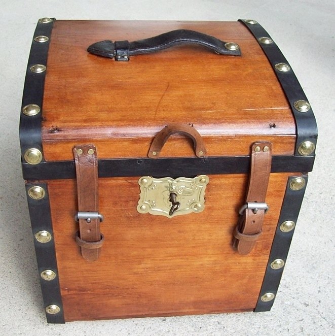 T110 - Civil War Period Hand Trunk - SOLD 07/2019