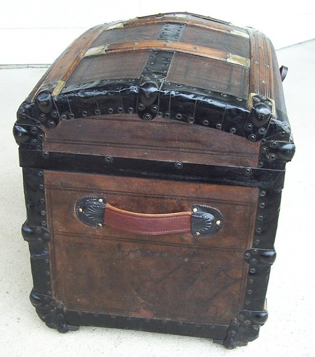 T115 - 1870's Tooled Leather Trunk - SOLD 04/2018 - Click Image to Close