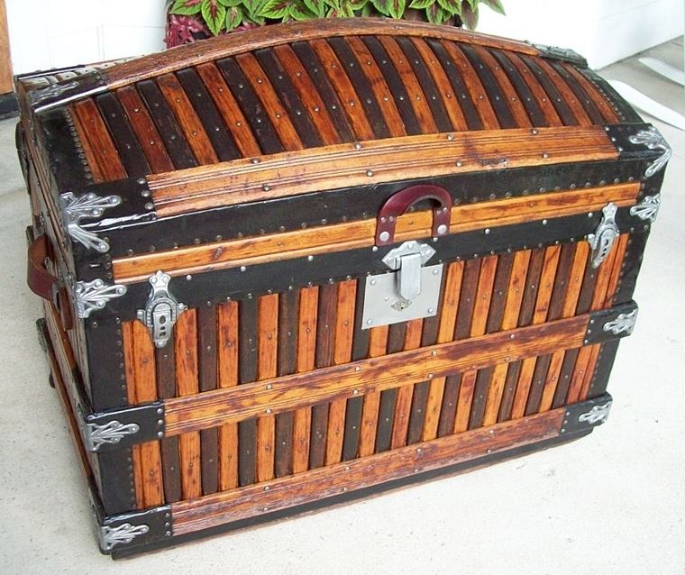 T124 - Rare Martin Maier Slat Trunk - SOLD 01/2020