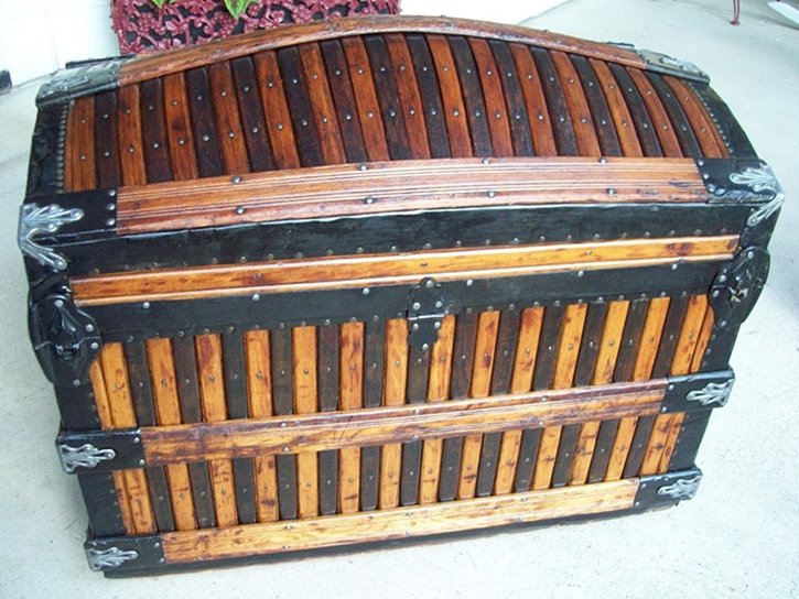 T124 - Rare Martin Maier Slat Trunk - SOLD 01/2020 - Click Image to Close