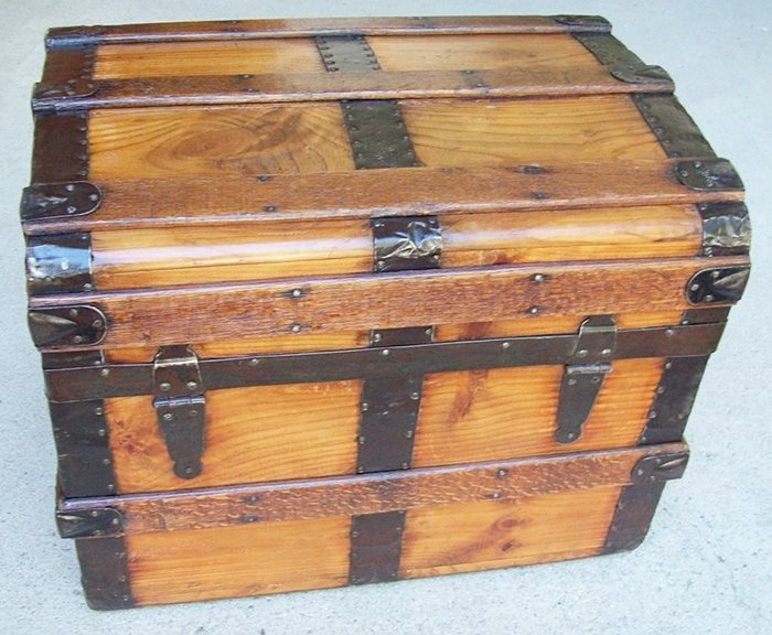 T125 - 1880's Half or Hat Trunk - SOLD 02/2020 - Click Image to Close