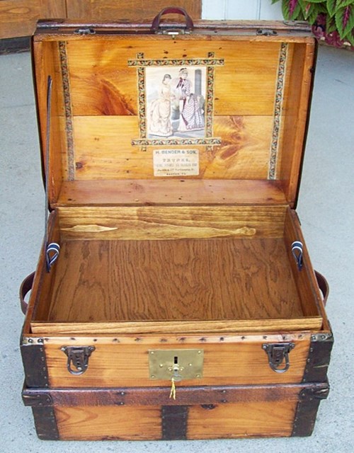 T125 - 1880's Half or Hat Trunk - SOLD 02/2020