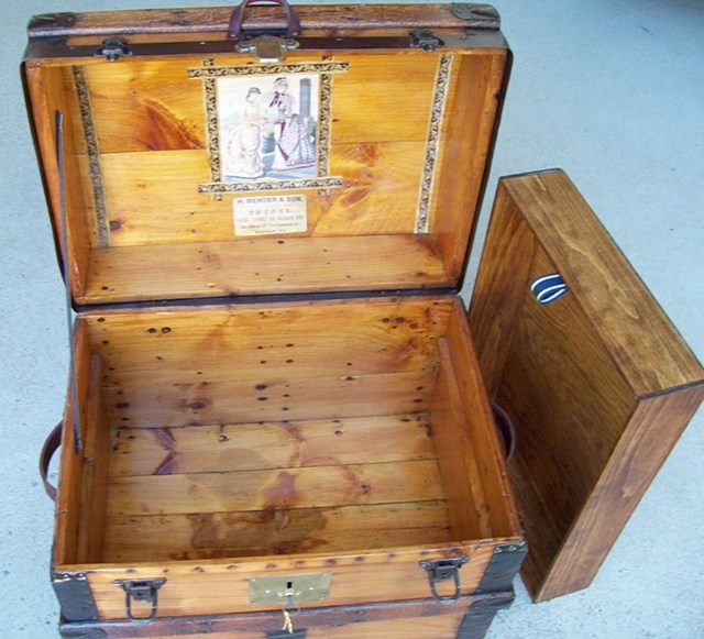 T125 - 1880's Half or Hat Trunk - SOLD 02/2020 - Click Image to Close