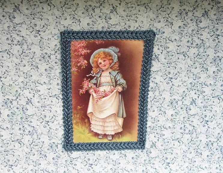 T127 - Small Child's Jenny Lind Trunk - SOLD 07/2019