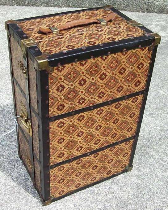 T129 - Rare Large Ornate Doll Wardrobe Trunk - SOLD 12/2021 - Click Image to Close